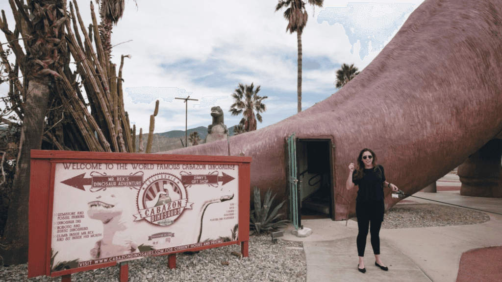 cabazon dinosaurs is a stop along the way from palm springs to LA