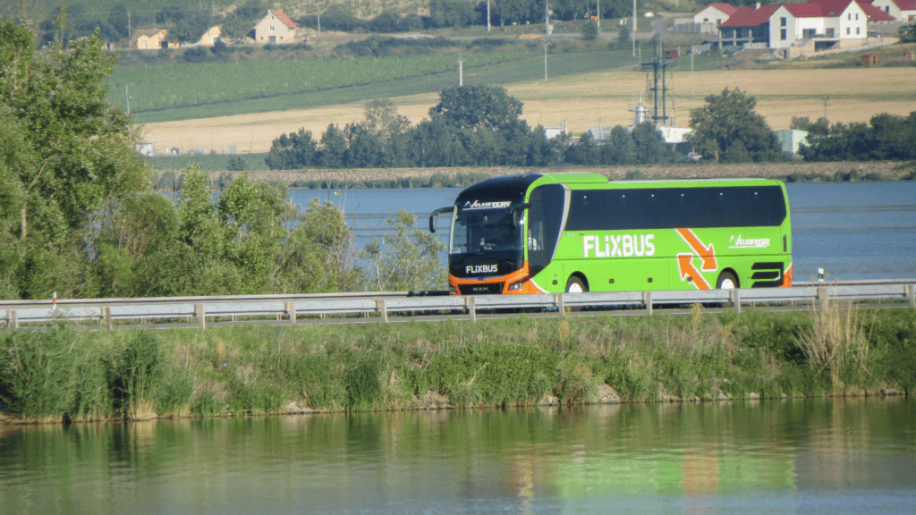 How far is palm springs from LA? you can take flixbus as a budget option