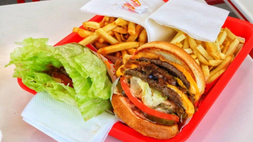 How far is palm springs from LA? in-n-out burger is a great place for food along the way