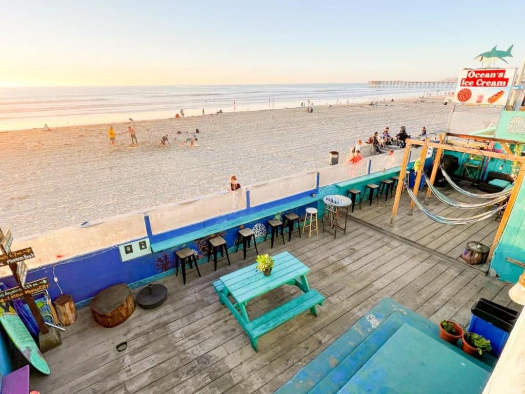 ITH Beach Bungalow Surf Hostel san diego solo travel